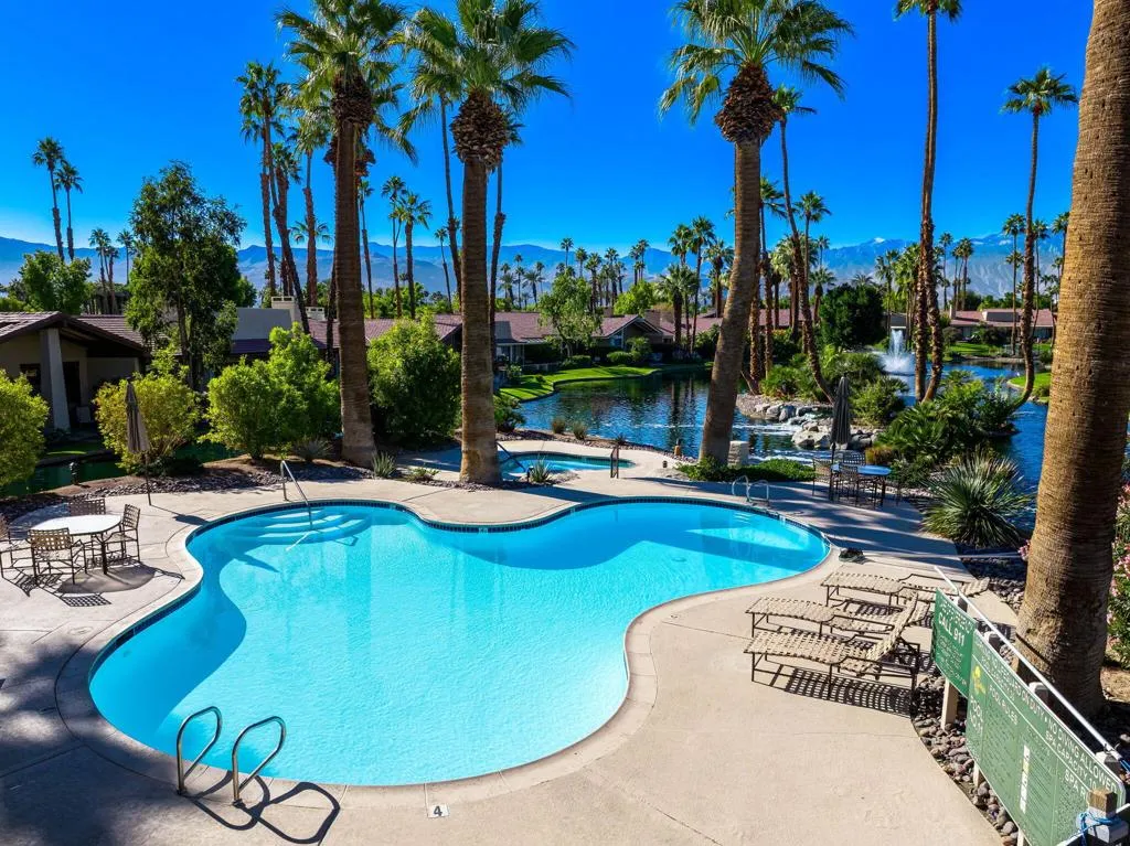 160 Deer Spring Way, Palm Desert, California 92211 home-pic-42